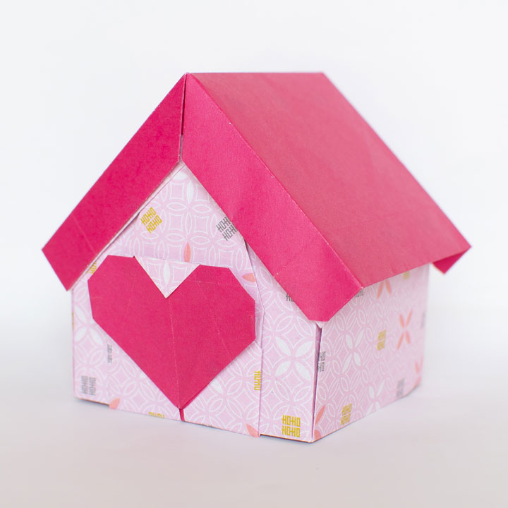 Img 0 - Heart in a House (Freestanding) v3